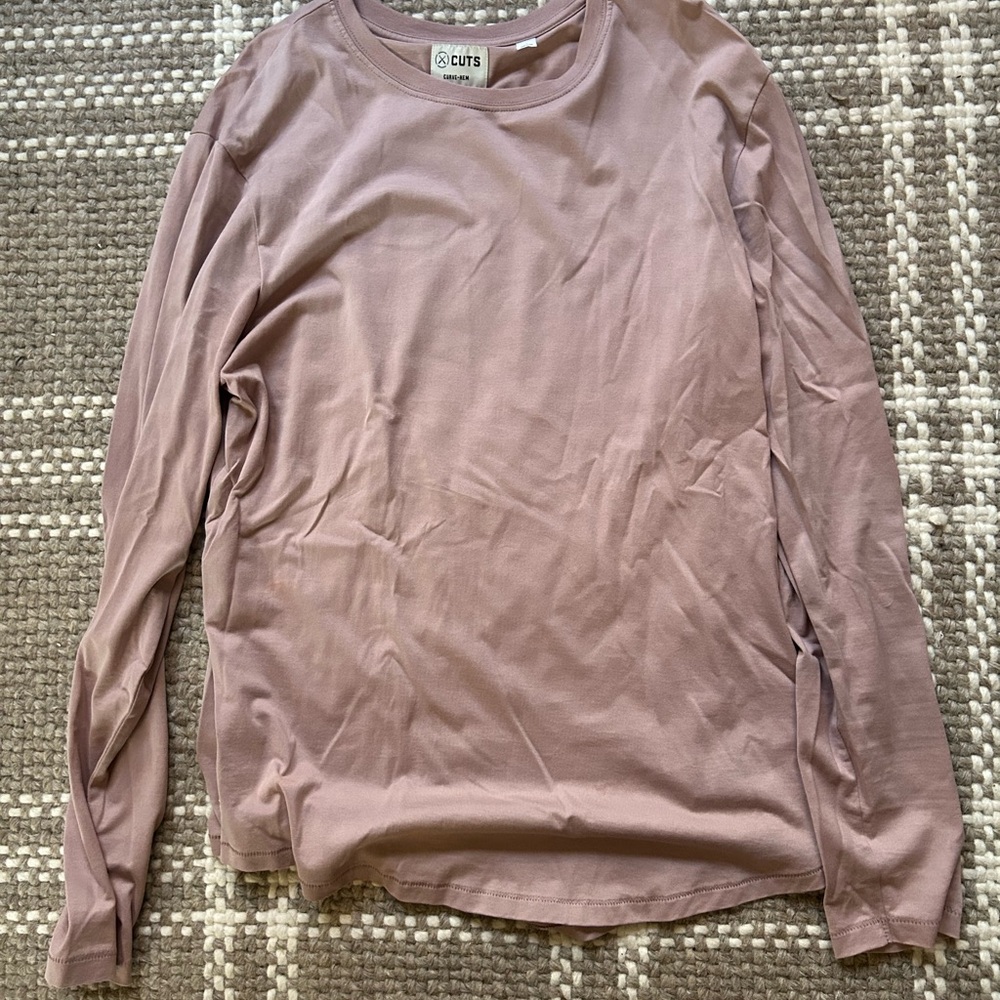 Cuts Clothing AO Long Sleeve Curve-Hem Tee